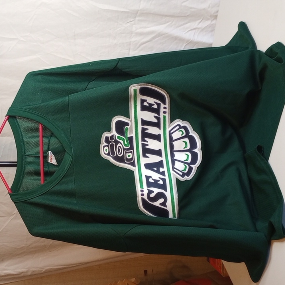 Seattle Thunderbirds Hockey Jersey